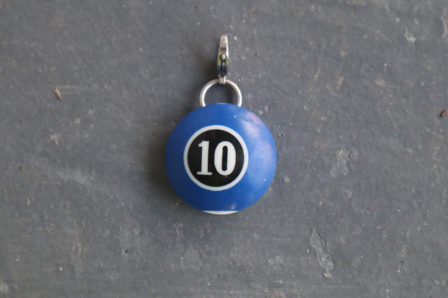 Reverse Pool Charm 10
