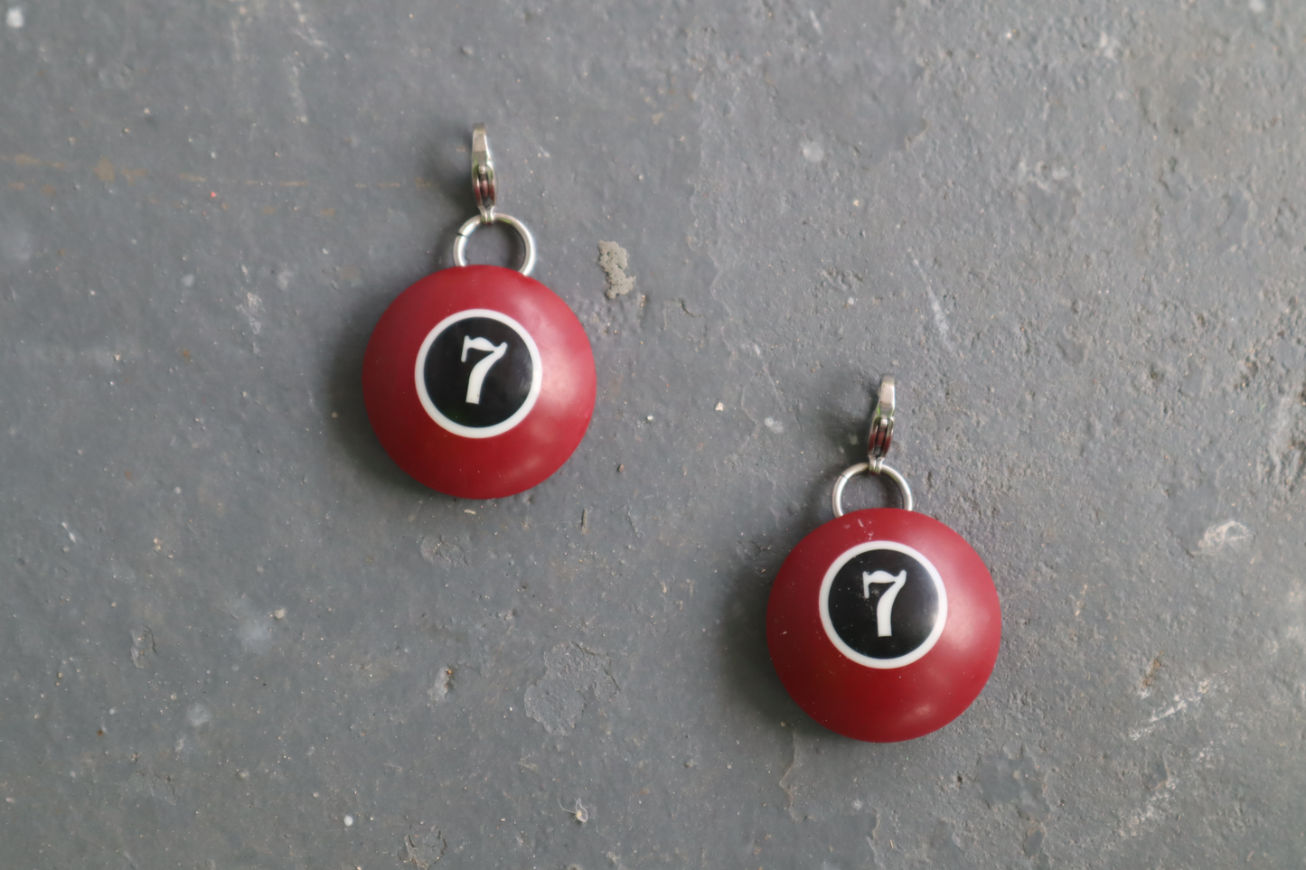 Reverse Pool Charm 7