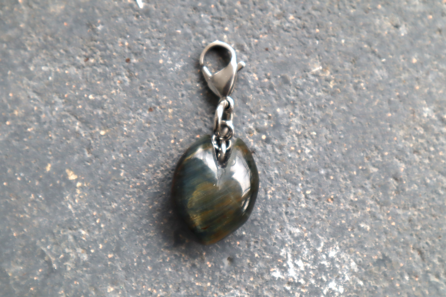 Blue Tiger's Eye Cat Life