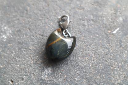 Blue Tiger's Eye Cat Life