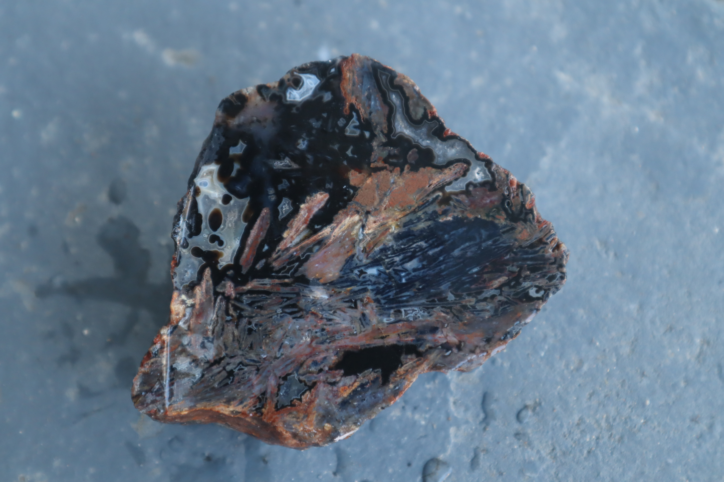 Stick Agate: Black